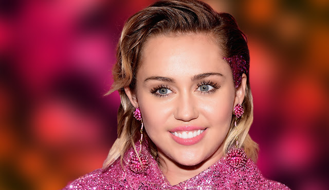 Premian a la famosa actriz Miley Cyrus por su defensa de los animales