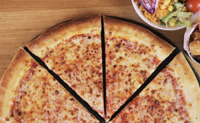 Reino Unido: Pizza Hut agrega pastel de queso vegano en 250 ubicaciones